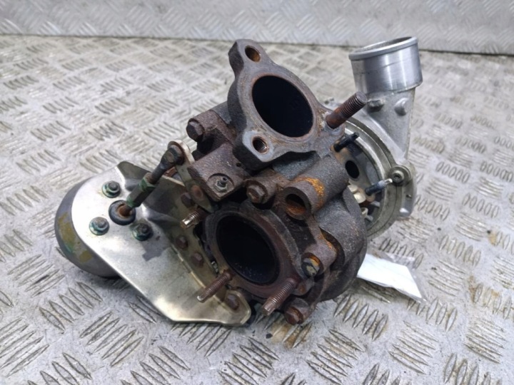 TOYOTA AVENSIS T27 2.0 D4D TURBINE 17201-0R070