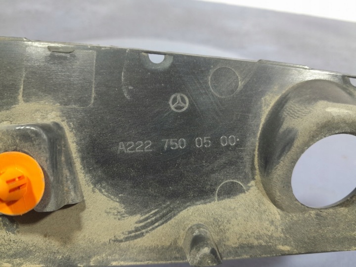 MERCEDES SW222 LIFT CACHE MOULURE COUVERCLES DE COFFRE COUVERCLES DE COFFRE A2227500500