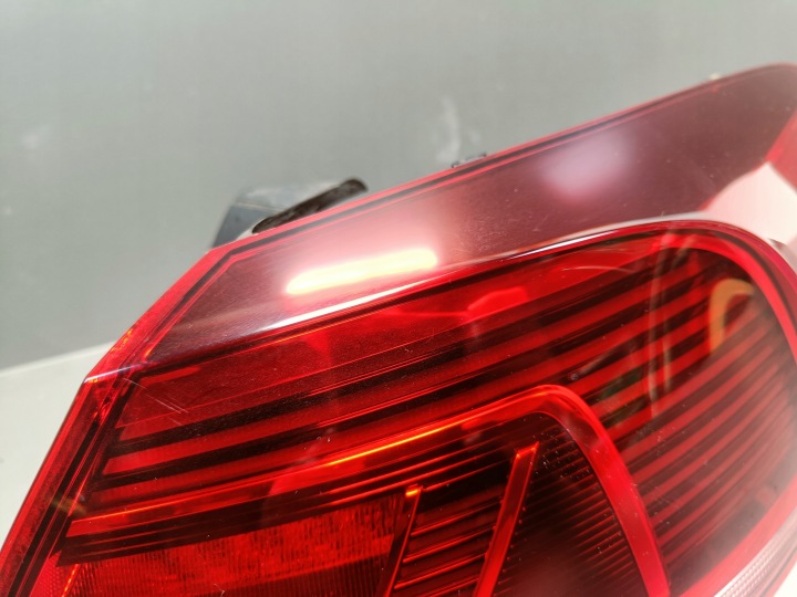 VOLKSWAGEN CC ARRIÈRE DROIT EXTÉRIEUR LANTERNE ARRIÈRE LED 3C8945208AD