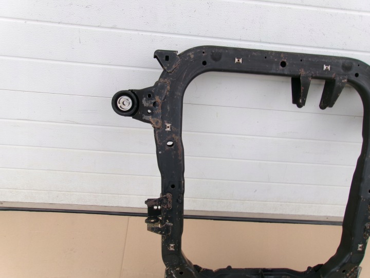 POUTRE BERCEAU CHÂSSIS FIAT CROMA