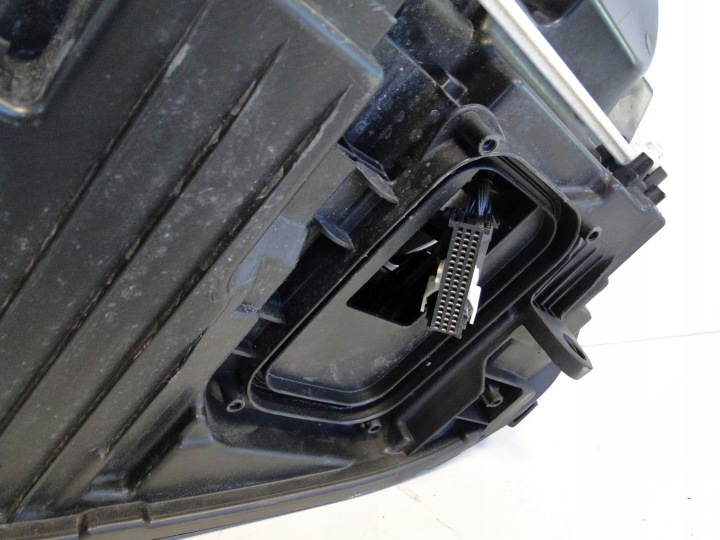 MERCEDES PHARE AVANT DROITE A2139064004 E CLASSE 213 LED HIGH PERFORMANCE