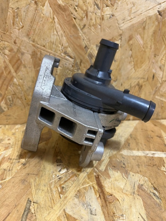 SUPPLÉMENTAIRE POMPE À EAU VOLVO XC40 XC90 II XC60 II V60 II S60 II 8888569690