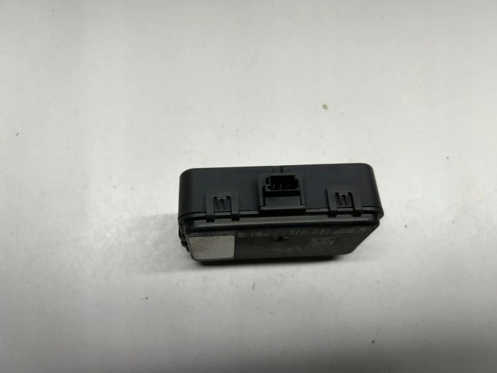 JAGUAR XF X250 ANTENNE GPS GOUPILLE AH4215K602BC 2010