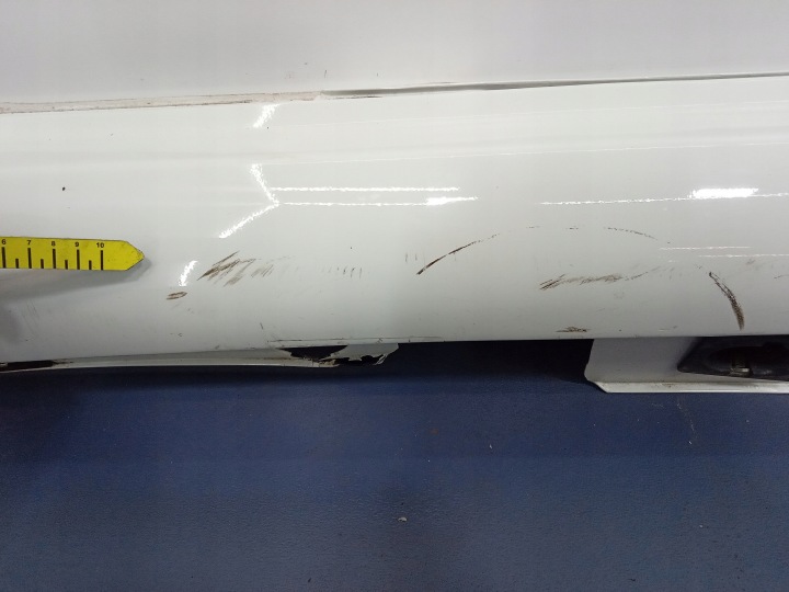 CL63 AMG W216 MOULURE SEUIL GAUCHE A2166900340 650