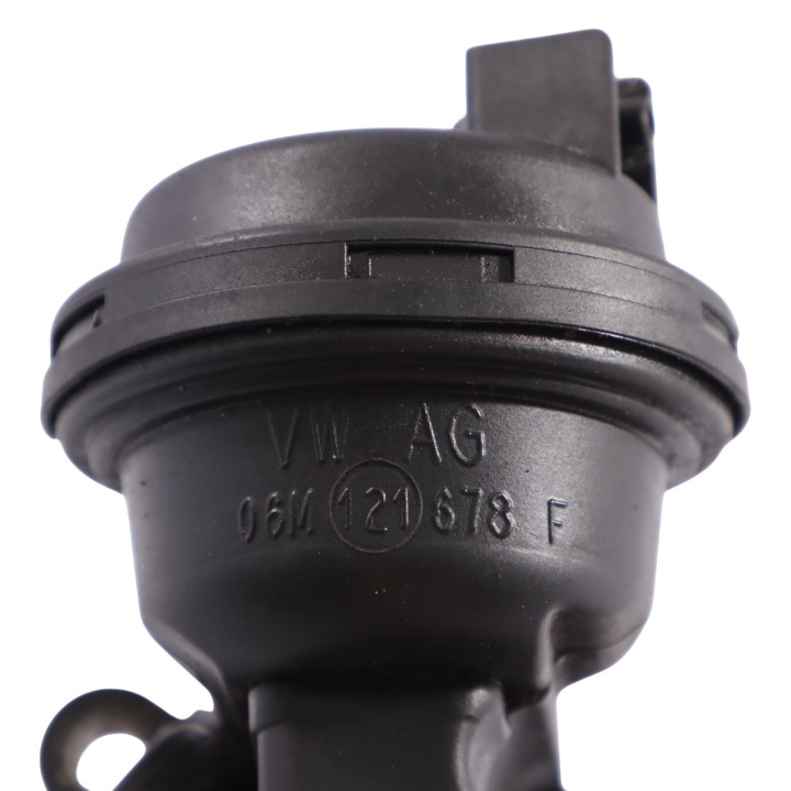 AUDI A4 S4 B9 3.0 TFSI ESSENCE SOUPAPE EAU 06M121678F