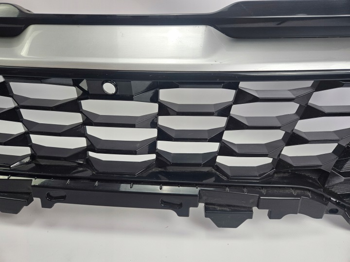 KIA SPORTAGE V 5 2021 GRILLE CALANDRE RADIATEUR 86351-R2030 SOUS CAMÉRA