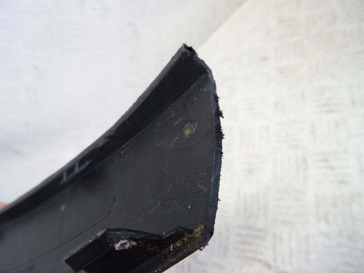 MOULURE GARDE-BOUE AVANT AVANT GAUCHE SEAT ARONA 6F9854827