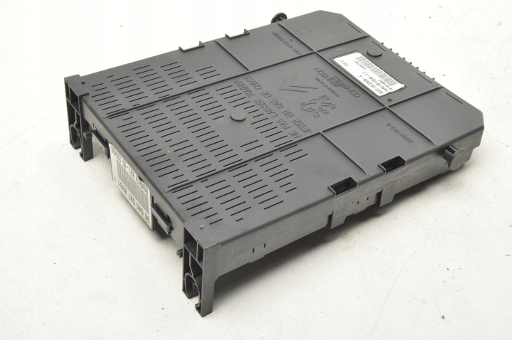 CITROEN C4 PICASSO I 1.8 BOÎTE MODULE FUSIBLE 966405878001