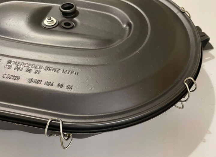 MERCEDES-BENZ W123 CHÂSSIS FILTRE AIR M110 2,8 100949502