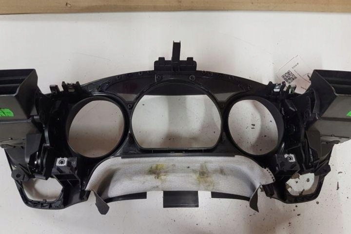 PROTECTION TABLEAU DE BORD CITROËN C5 I BREAK (DE_) 9682386677 1.6L DIESEL 79KW 2009