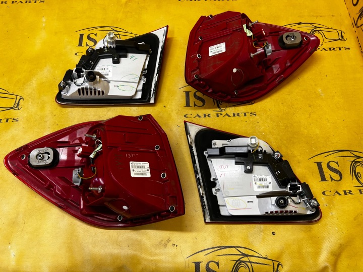 ENSEMBLE PHARES ARRIÈRE ARRIÈRE DROIT GAUCHE MERCEDES GL X166 USA
