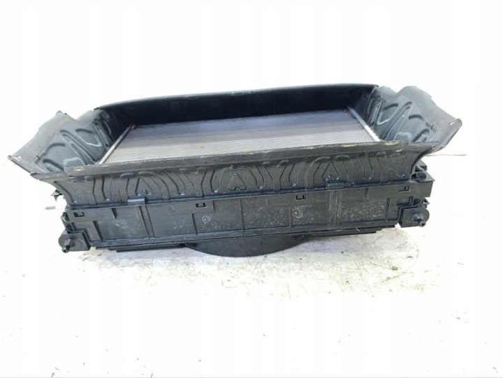 RADIATEUR MERCEDES-BENZ EQS 2022 A0999065602