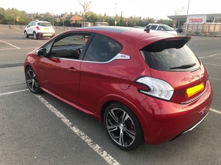 PEUGEOT 208 MOULURE CHROME CHROMÉE COUVERCLES DE COFFRE TUNING