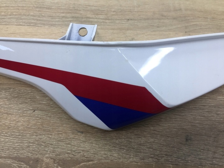 PLASTIQUE DÉFLECTEUR D'AIR DROITE ARRIÈRE PLASTIQUE BMWG310R 8556778