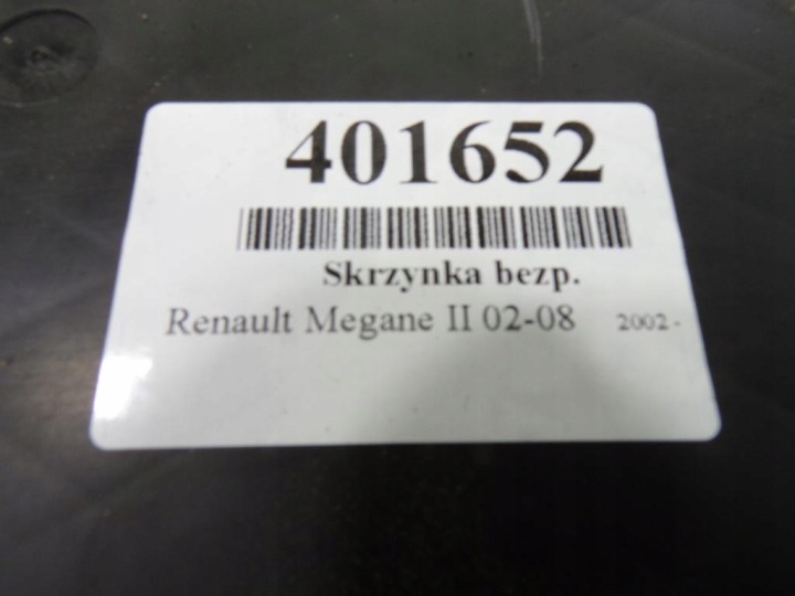 RENAULT MEGANE II BOÎTE FUSIBLES 8200305575