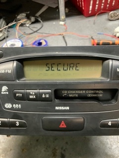 RADIO NISSAN TERRANO II ,REGENEROWANE LCD, MONITOR OK 