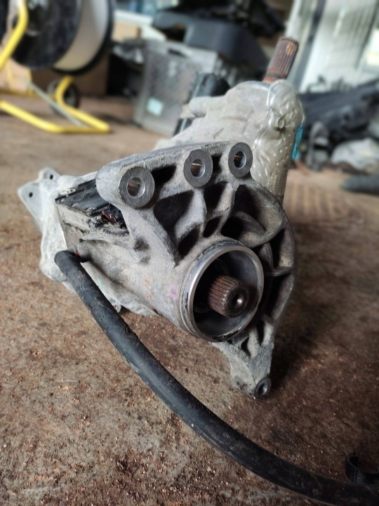 BOÎTE DISTRIBUTION JEEP CHEROKEE N12Y328510781