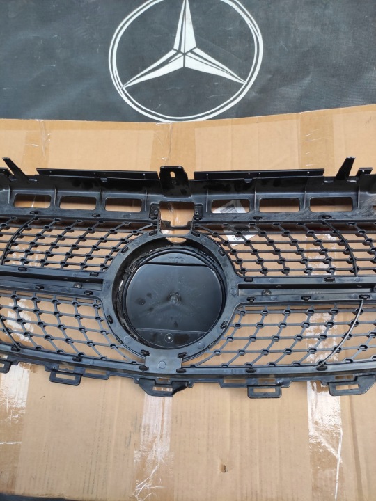 GRILLE CALANDRE RADIATEUR MERCEDES W213 2016- E-KLASS DIAMOND SILVER KAM