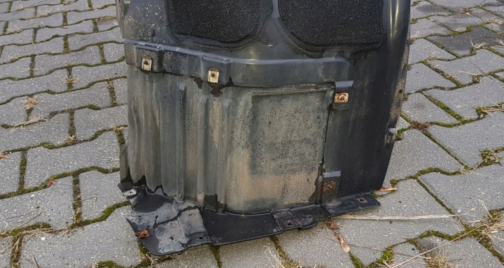BMW 5 E60 E61 PASSAGE DE ROUE DROIT AVANT 7033750 ZWYKLE NON KIT EN TRÈS BON ÉTAT