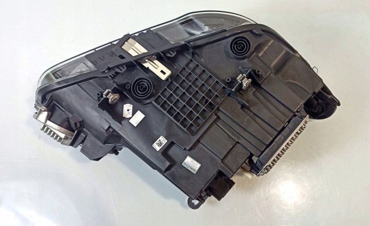 PROJECTEUR BMW X1 F48 F49 63117193707