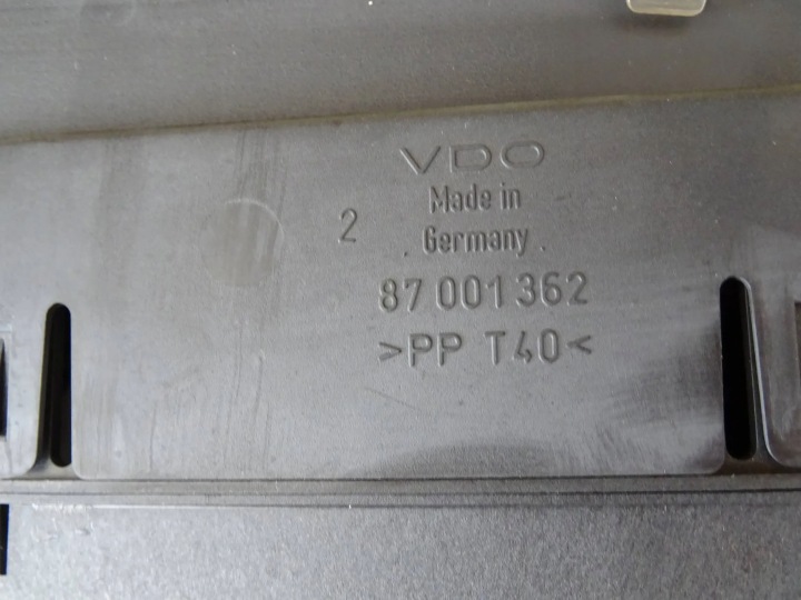 COMPTEUR OPEL VECTRA B 2.0 ESSENCE 1998 09134528LS NR144