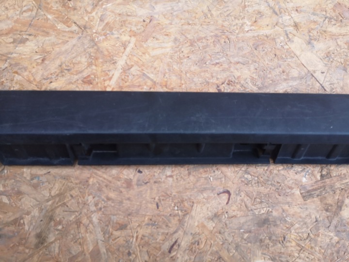 JAGUAR F PACE MOULURE SEUIL DROITE HK83-101D56-B