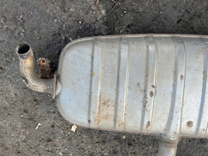 SILENCIEUX TUYAU SUPPORT VW TOUAREG 7L 2.5 TDI 02-