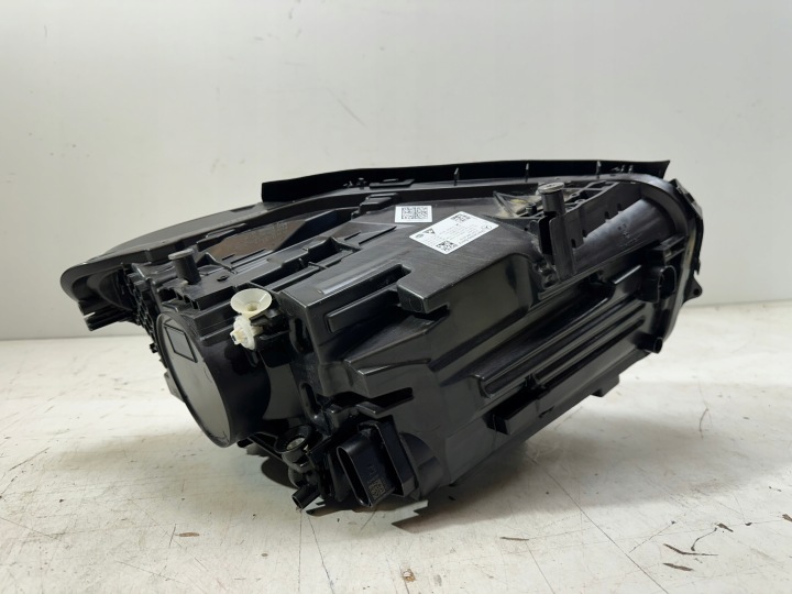 GAUCHE COMPLET LED MERCEDES B CLASSE 247 LIFT PERFORMANCE A2479060904