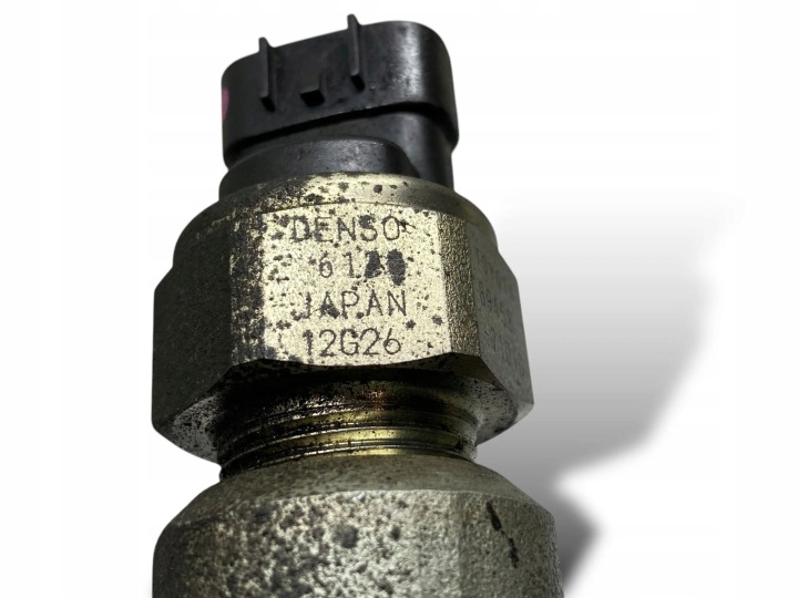 TOYOTA AVENSIS T250 2200CM3 DIESEL FIL COMBUSTIBLE 8945871010