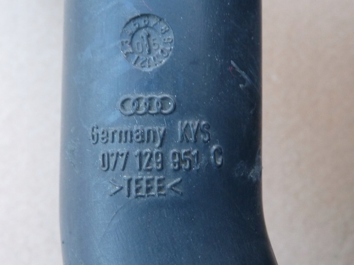 AUDI A8 D3 4.2 BFM TUYAU AIR CONDUIT D'AIR 077129629