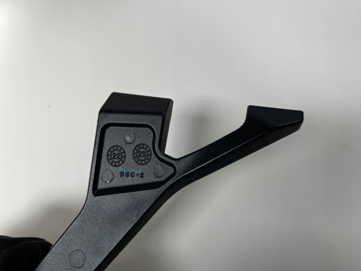 KAWASAKI NINJA 400 18-21 SET PASSAGER ARRIÈRE PODNOZEK GAUCHE