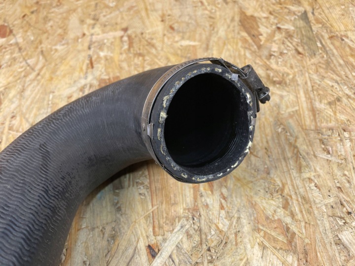 TUYAU FIL AIR ÉCHANGEUR D'AIR DE SURALIMENTATION PORSCHE CAYENNE II 7P 7P0145795 2010-