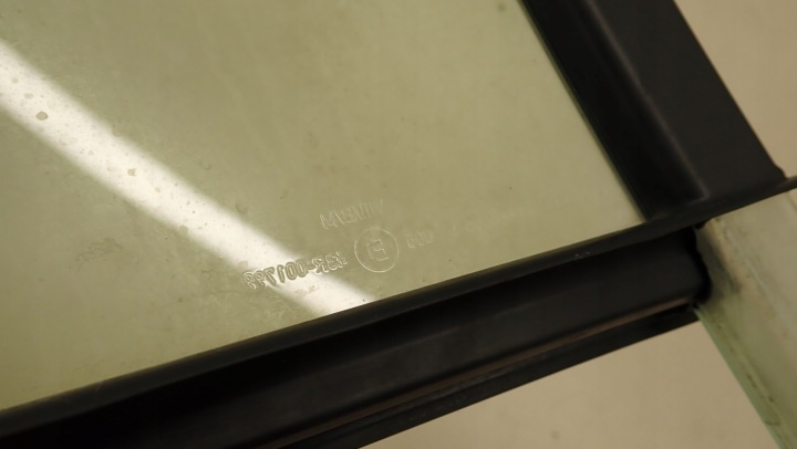 VITRE PETITE TRIANGLE GAUCHE GAUCHE ARRIÈRE ARRIÈRE SMART FORFOUR 454 1410730001