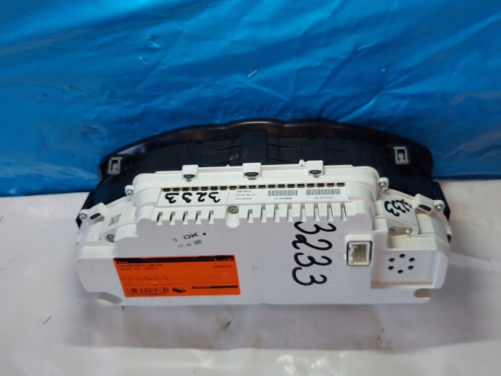COMPTEUR COMPTEUR VOLVO V40 II 1.6 D2 2013R 299-080U