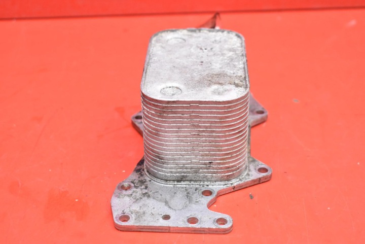 RADIATEUR HUILES 059117021H AUDI A6 C6 3.0 TDI 225 KM 04-08