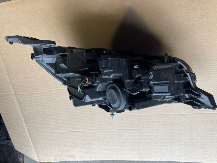 PEUGEOT 2008 II LIFT PHARE AVANT LED GAUCHE 9855524680