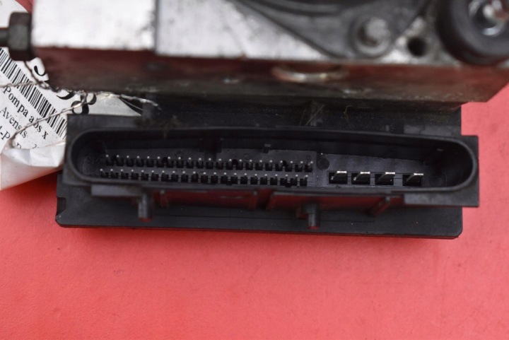 POMPE ABS 44540-05140 TOYOTA AVENSIS T27 2.0 D-4D UNIVERSEL LIFT 11-15
