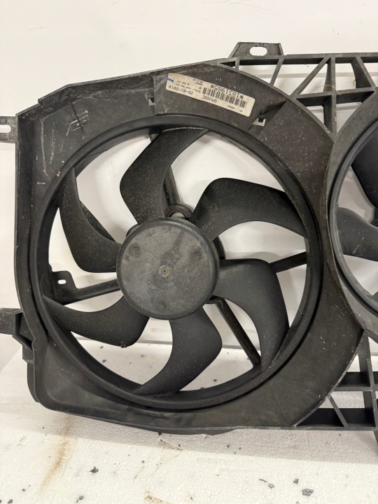 VENTILATEURS DE RADIATEUR OPEL VIVARO TRAFIC PRIMISTAR 2.5 DCI 8200662042 ORIGINE