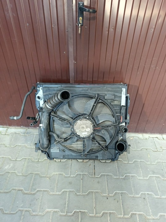 BMW X5 E70 3.5D ENSEMBLE RADIATEURS VENTILATEUR 7586775