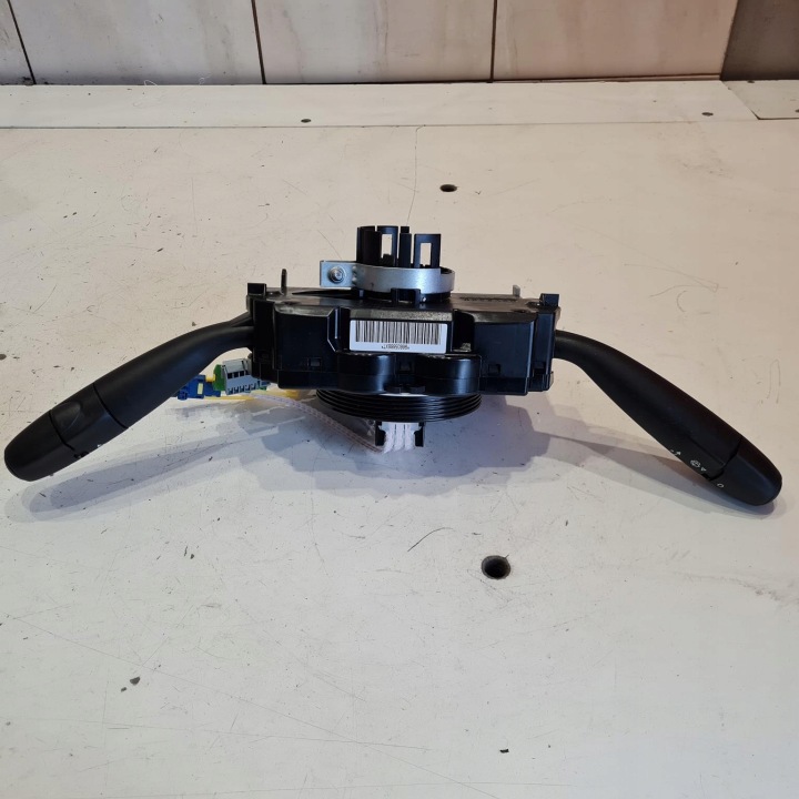 CITROEN BERLINGO PEUGEOT PARTENAIRE COMMUTATEUR COMPOSITE OE 6242F2