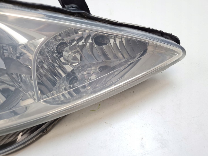 PHARE DROITE AVANT TOYOTA AVENSIS (_T25_) 9922680008 2.0L GASOLINE 114KW