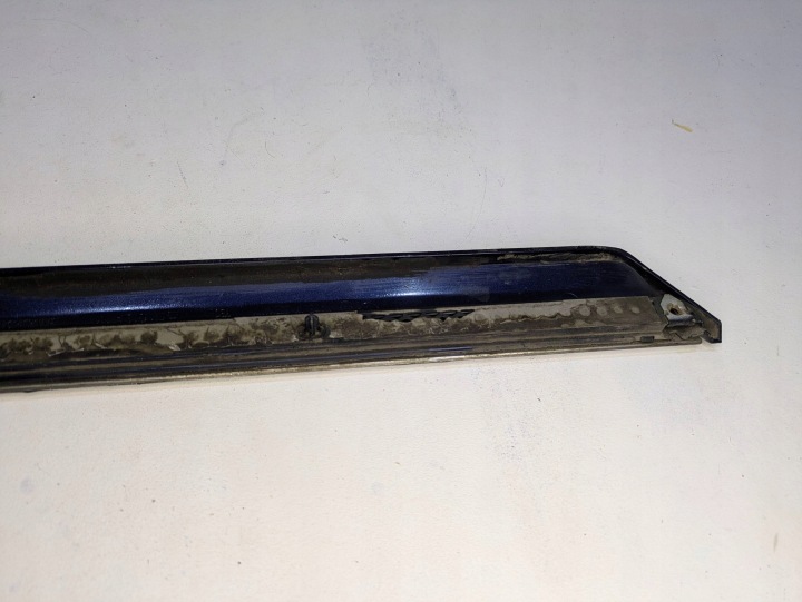 VOLKSWAGEN PASSAT B7 ARRIÈRE GAUCHE MOULURE PORTES ARRIÈRE 3AA854949