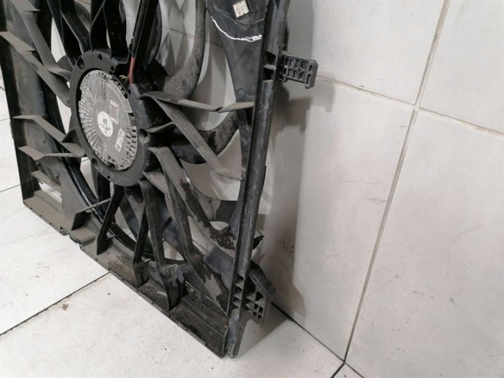 MERCEDES GLE W292 C292 COOLING FAN A0999064000 M157 GLE63 850W