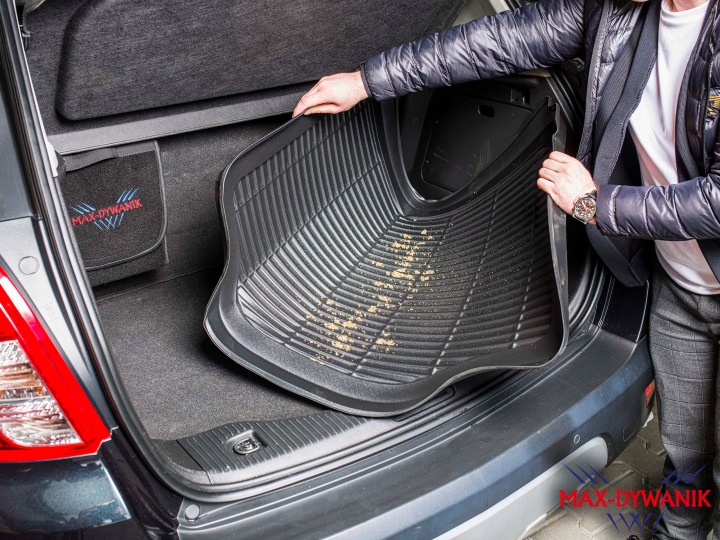 FORD MONDEO MK3 BERLINE COMPACTE BERLINE 2000-2008R. KIT TAPIS DE SOL COFFRE