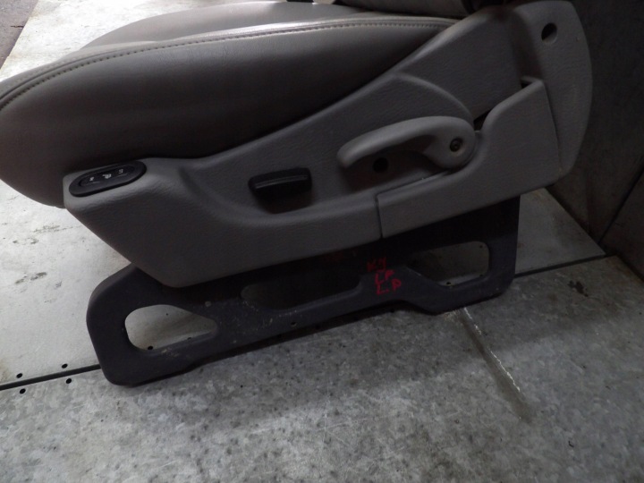 JEEP CHEROKEE KJ SIÈGE GAUCHE CUIR