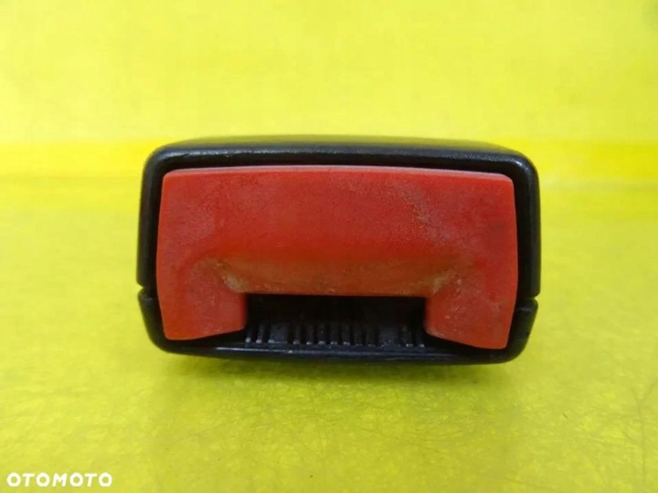 AGRAFE COURROIE GAUCHE DROIT AVANT AUDI A2 5D 8Z0857755F NR21