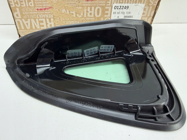 VITRE CARROSSERIE GAUCHE ARRIÈRE RENAULT CLIO IV 833070172R NEUF OE