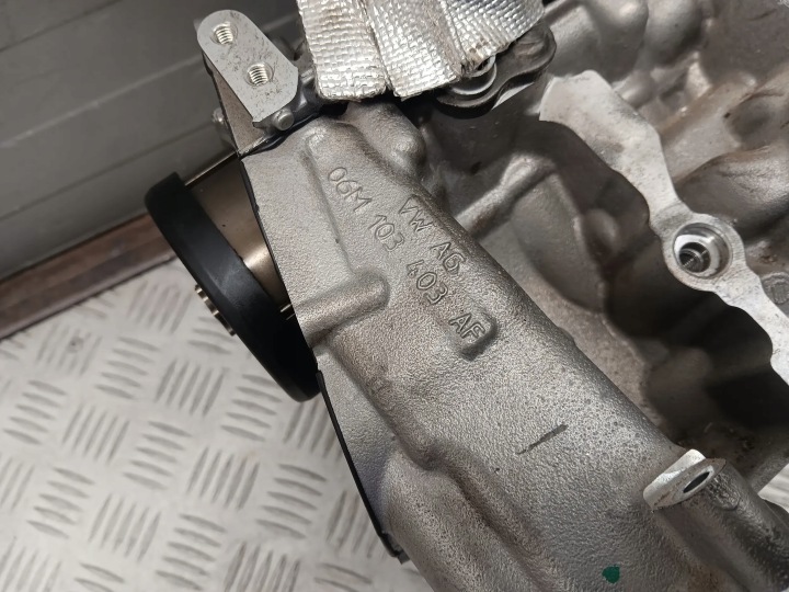 AUDI Q7 4M 06M103403AF CULASSES