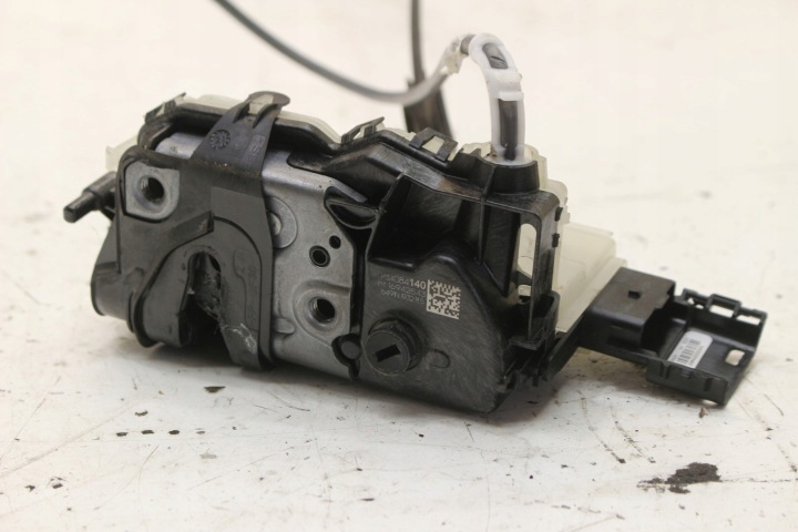SERRURE DE PORTE DROIT AVANT 084140 PEUGEOT EXPERT III JUMPER