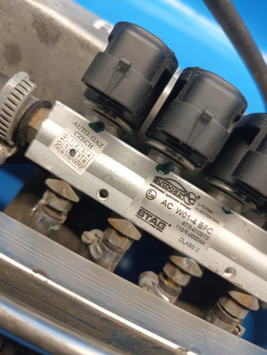 COLLECTEUR ADMISSION INSTALLATION ÉLECTRIQUE GAZEUSE AUDI A3 8L 96-03R. AUDI TT 1.8T